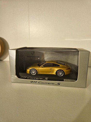 Porsche 911 carrera - 911,